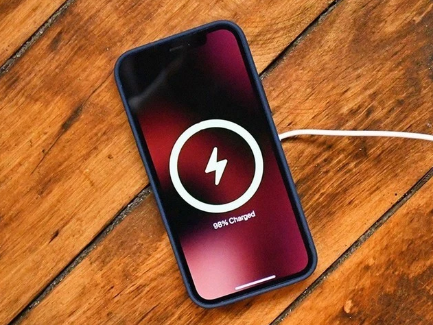 丰南苹果手机维修分享iPhone 12可以随便充电吗 